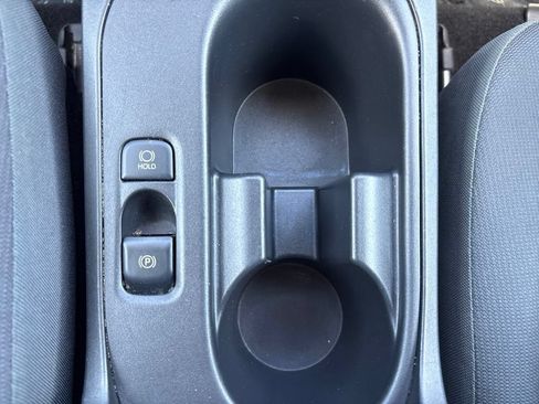 Used 2023 Toyota Corolla LE FWD image 31