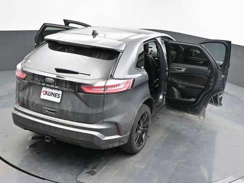 Used 2024 Ford Edge ST-Line w/ Class II Trailer Tow Package AWD/4WD image 44