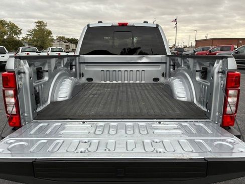 Used 2022 Ford F350 XLT w/ XLT Premium Package AWD/4WD image 11