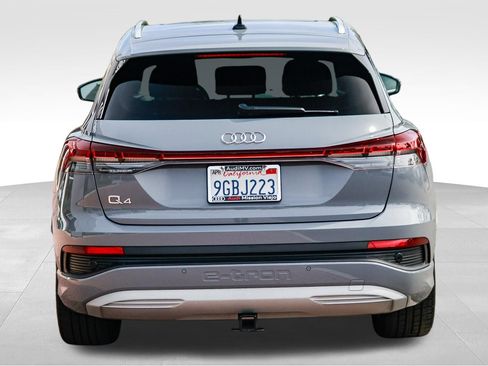 Used 2023 Audi Q4 e-tron Premium w/ Convenience Package image 7