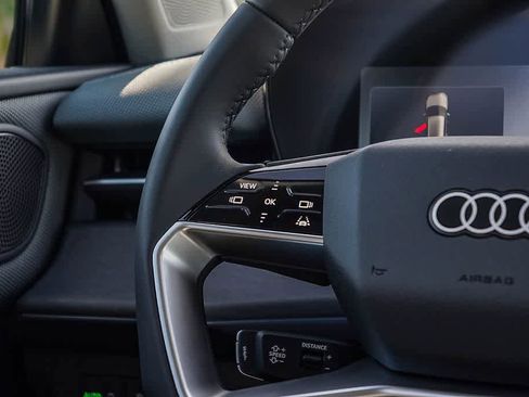 New 2026 Audi Q3 quattro 2.0T AWD/4WD image 16