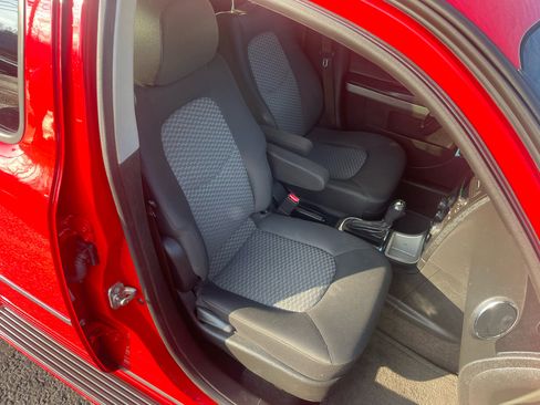 Used 2011 Chevrolet HHR LT w/ LT Preferred Equipment Group image 24