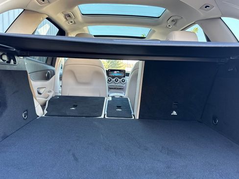 Used 2020 Mercedes-Benz GLC 300 image 16