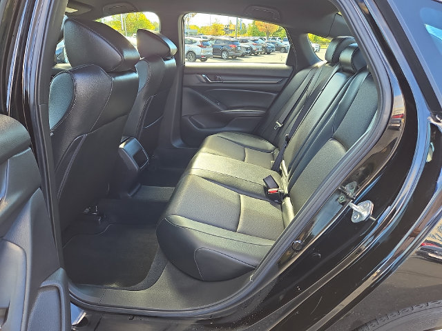 Used 2022 Honda Accord Sport image 10
