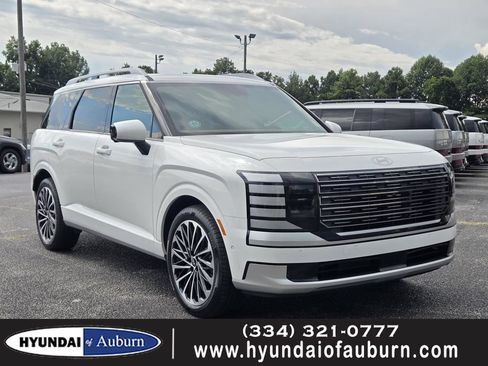 Certified 2026 Hyundai Palisade Calligraphy FWD image 1
