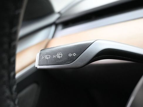 Used 2023 Tesla Model 3 Standard Range RWD image 21