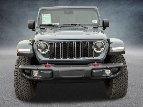 Used 2025 Jeep Wrangler Unlimited Rubicon image 9