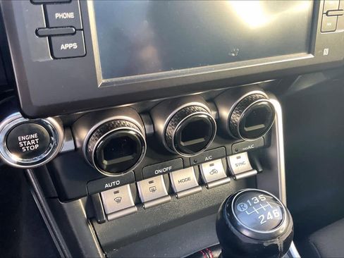 Used 2022 Subaru BRZ Premium image 32