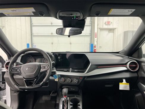New 2026 Chevrolet Trax RS image 10
