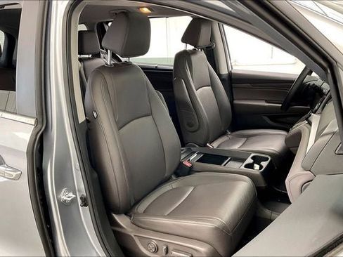 Certified 2023 Honda Odyssey EX-L image 7
