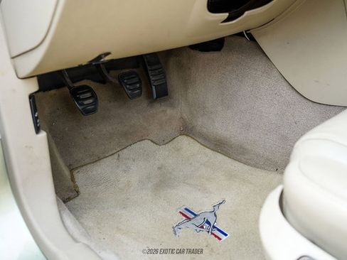 Used 2005 Ford Mustang Convertible RWD image 41