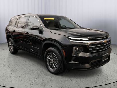 New 2025 Chevrolet Traverse LT