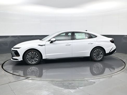 New 2026 Hyundai Sonata Limited image 8