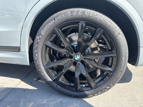 New 2026 BMW X7 xDrive40i w/ M Sport Package AWD/4WD image 20