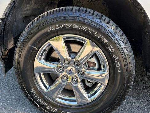 Used 2018 Ford F150 XLT w/ Equipment Group 302A Luxury AWD/4WD image 21