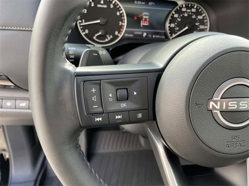 New 2025 Nissan Pathfinder SV image 17