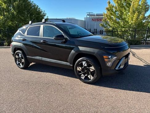 Used 2025 Hyundai Kona SEL AWD/4WD image 1