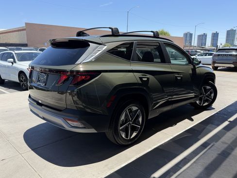 Used 2026 Hyundai Tucson SEL FWD image 4