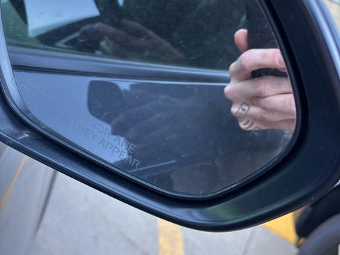 New 2023 Toyota Corolla SE image 15