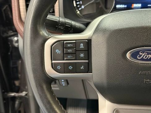 Used 2024 Ford Expedition Limited AWD/4WD image 18