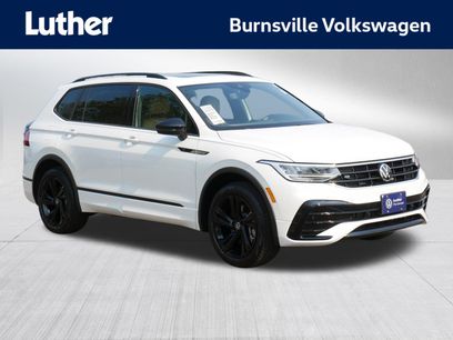 Certified 2023 Volkswagen Tiguan SE R-Line