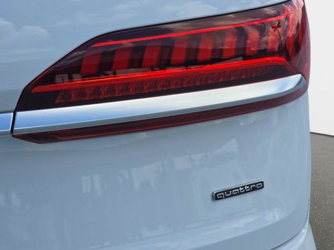 Used 2023 Audi Q7 2.0T Premium Plus w/ Premium Plus Package image 30