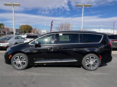 New 2026 Chrysler Pacifica Pinnacle