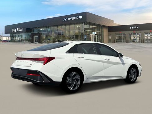 New 2026 Hyundai Elantra Limited FWD image 8