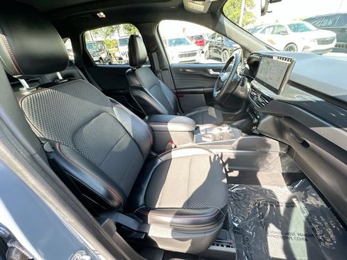 Used 2023 Ford Escape ST-Line w/ Tech Pack #1 AWD/4WD image 29
