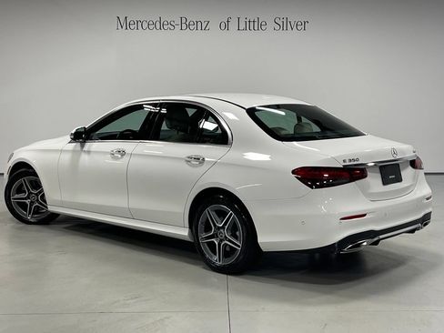 Used 2023 Mercedes-Benz E 350 4MATIC Sedan image 3