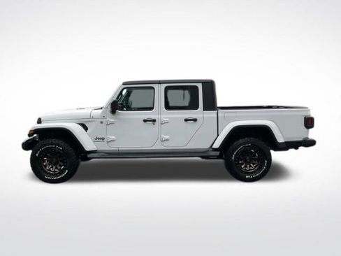 Used 2020 Jeep Gladiator Overland AWD/4WD image 12