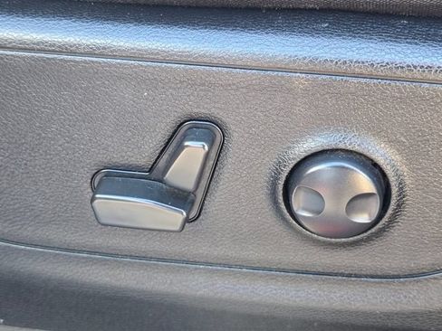 Used 2022 RAM 1500 Big Horn RWD image 17