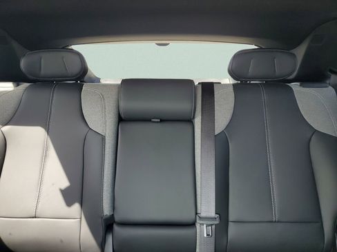 Used 2024 Cadillac Lyriq Tech image 13