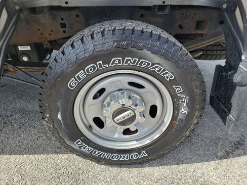 Used 2017 Ford F250 XL w/ XL Value Package RWD image 9