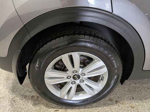Used 2019 Kia Sportage LX AWD/4WD image 10