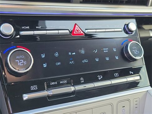 Used 2025 Hyundai Santa Fe Calligraphy image 27
