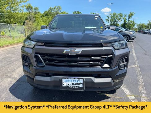 Used 2024 Chevrolet Colorado LT w/ LT Convenience Package II AWD/4WD image 2