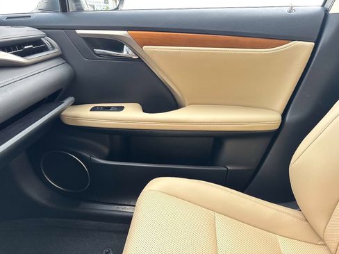 Certified 2022 Lexus RX 350 FWD w/ Premium Package image 24