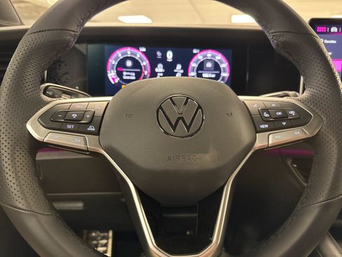 New 2026 Volkswagen Tiguan SE R-Line AWD/4WD image 22