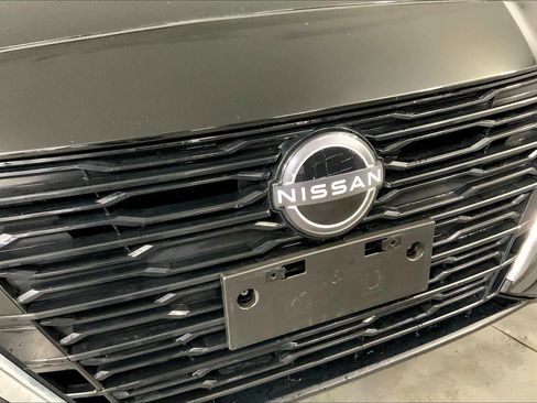 Used 2025 Nissan Altima 2.5 SV image 28