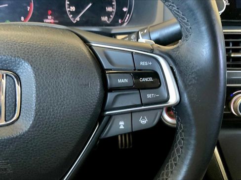 Used 2018 Honda Accord Sport image 23