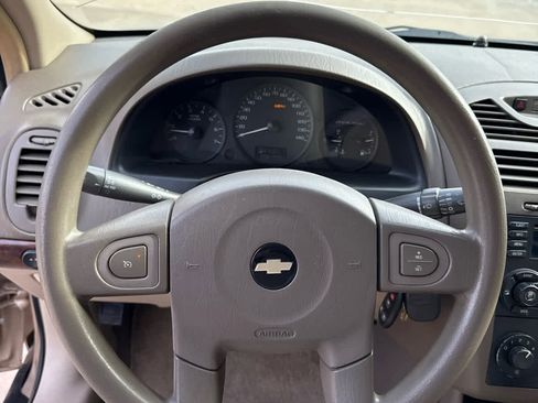 Used 2005 Chevrolet Malibu LS image 13