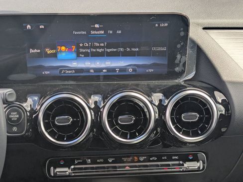 Certified 2026 Mercedes-Benz GLA 250 4MATIC image 5