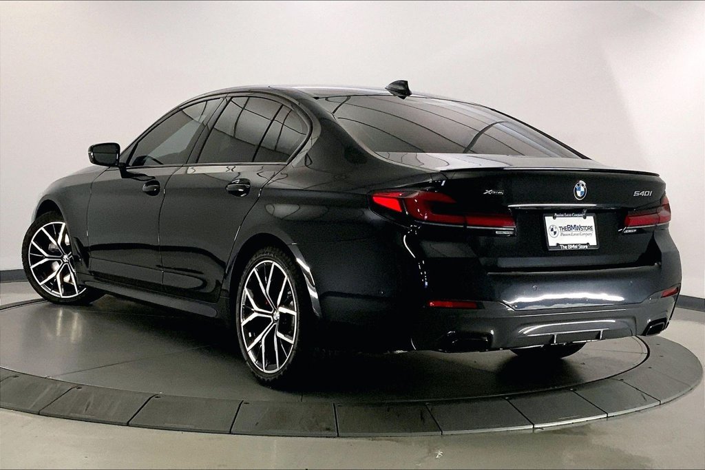 Used 2023 BMW 540i xDrive w/ Executive Package AWD/4WD image 10