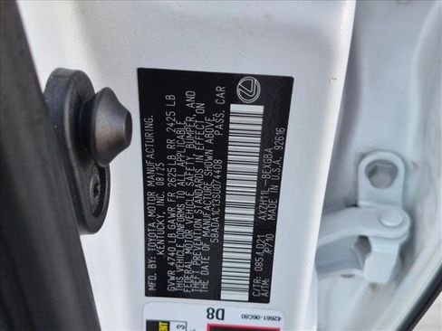 Used 2025 Lexus ES 300h w/ Premium Package FWD image 25