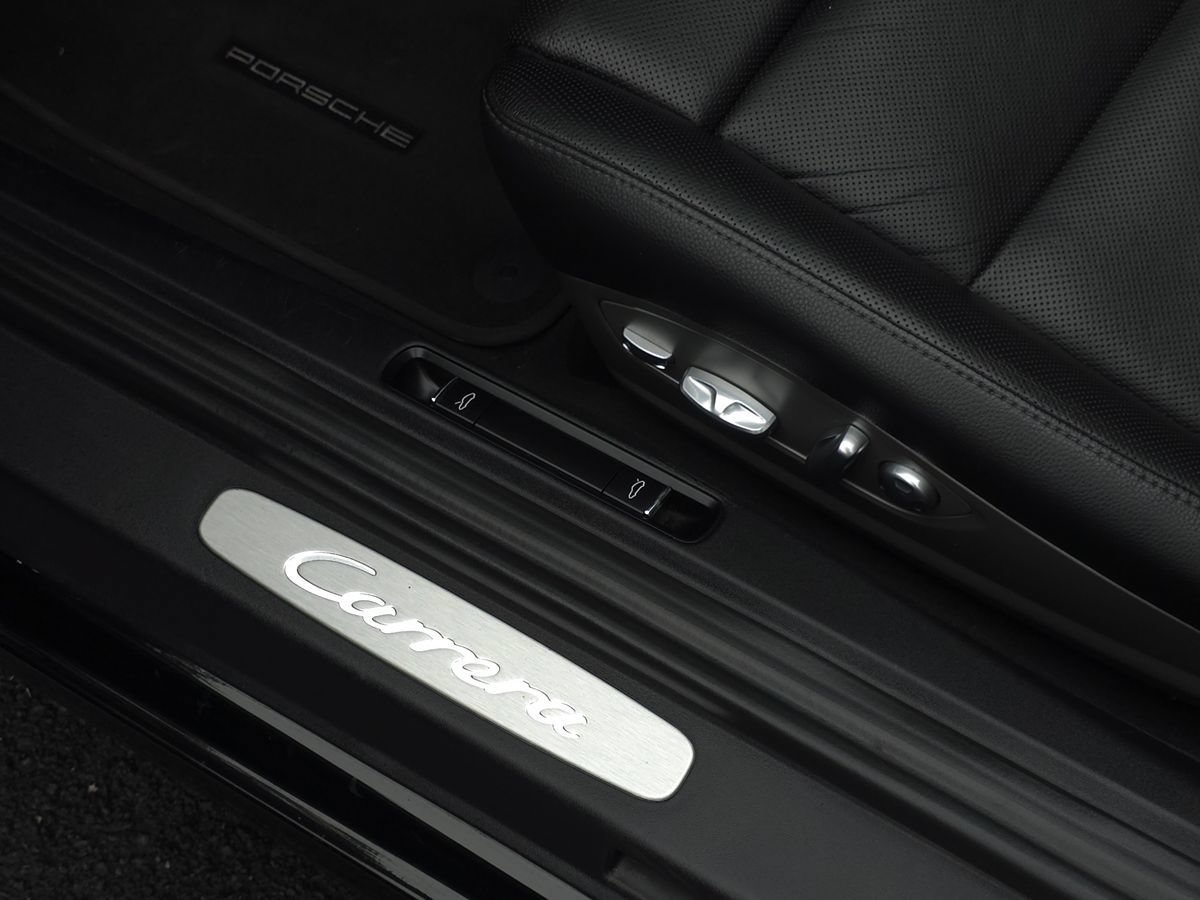 Used 2015 Porsche 911 Carrera RWD image 46