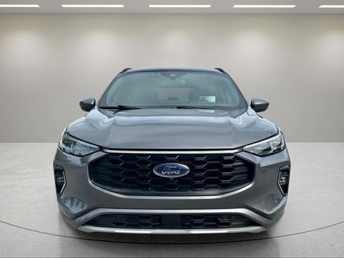 Used 2023 Ford Escape ST-Line Elite w/ Premium Technology Package AWD/4WD image 8