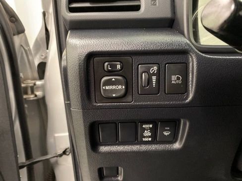 Used 2024 Toyota 4Runner TRD Off-Road Premium image 16