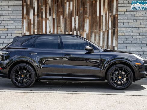 Used 2019 Porsche Cayenne S AWD/4WD image 8