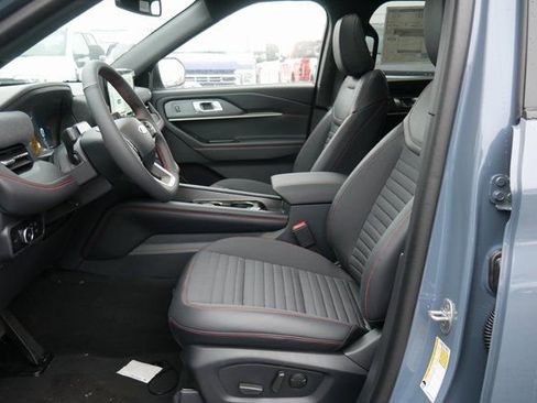 New 2026 Ford Explorer ST-Line w/ ST-Line Street Pack image 2